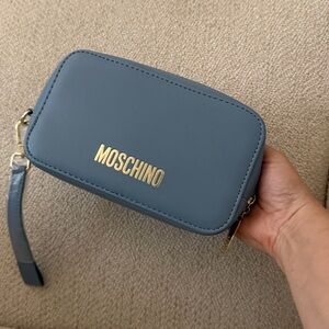 Brand New Moschino x China Airlines Wristlet Toiletry Bag Luggage tag sleep mask
